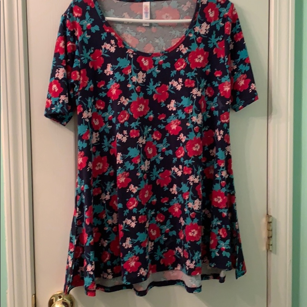 Lularoe Perfect Tee